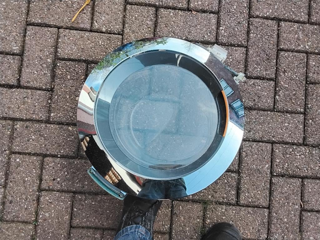 Deur met slot miele 8 kg.  Deur 2. Miele. 6 kg en onderdelen, Ophalen, Zo goed als nieuw