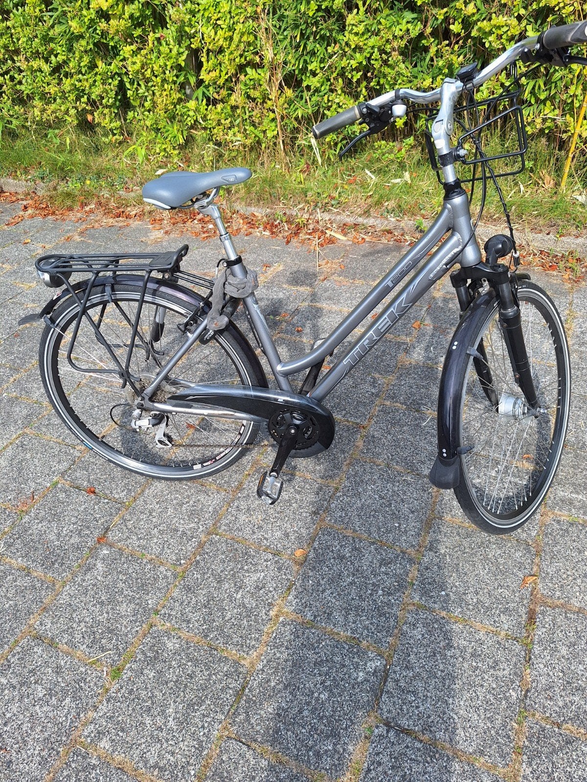 Trek Navigator T200 Damesfiets - Zo goed als nieuw, 53 tot 56 cm, Velgrem, Versnellingen, Zo goed als nieuw