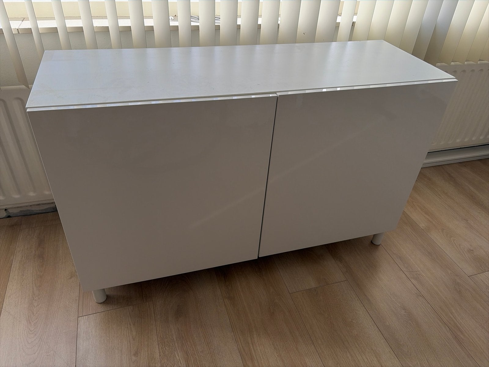 IKEA Besta kast met twee legplanken - Gebruikt, Huis en Inrichting, Ophalen, Gebruikt