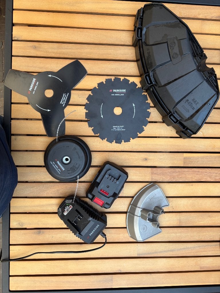 Accu/oplader en messen voor Parkside bosmaaier Performance, Ophalen, Accu, Nieuw, Parkside