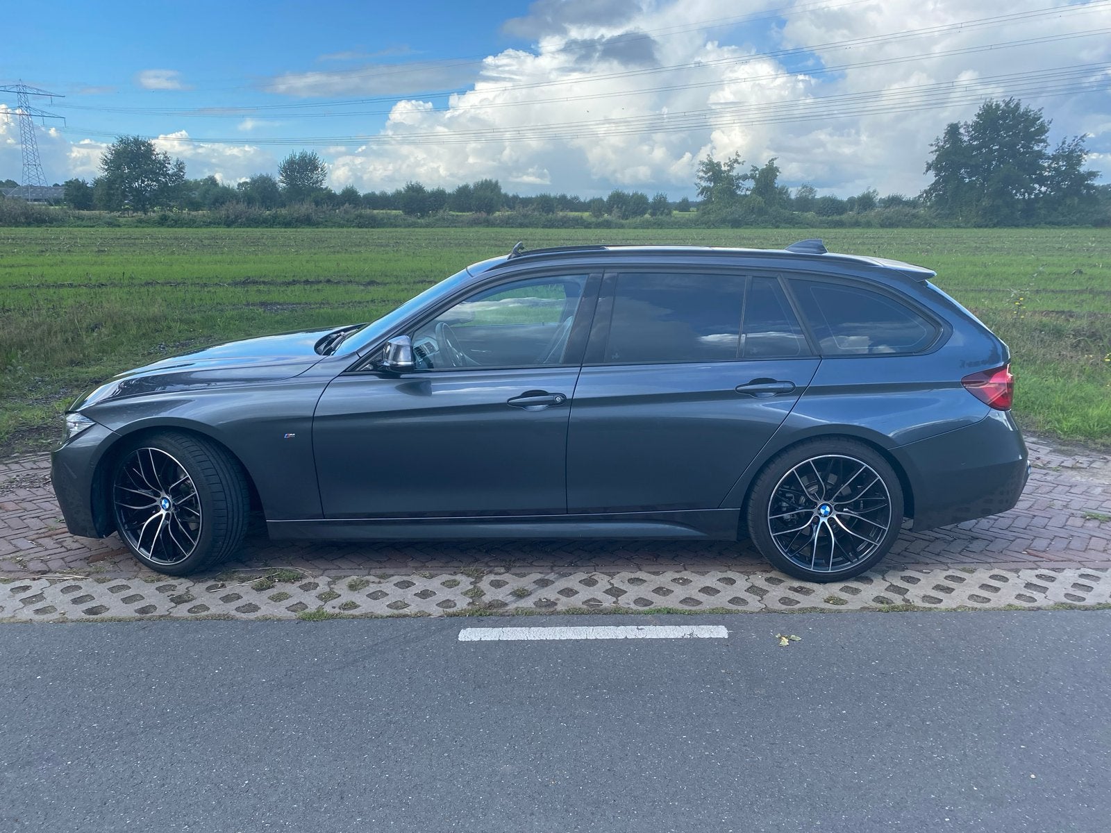 BMW 3-Serie 320i Aut. Corporat Lease High Executive 16250€, Auto's, Achterwielaandrijving, 1800 kg, Zwart, 4 cilinders