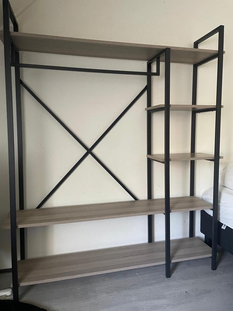 Open kledingkast met hangruimte en planken, Huis en Inrichting, Kasten | Kledingkasten, Ophalen, Met plank(en), 100 tot 150 cm