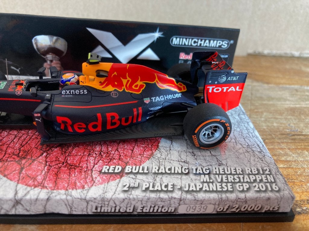 Max Verstappen 1:43 editie 13 2e plaats Japan GP 2016, Verzamelen, Ophalen of Verzenden, Nieuw, Formule 1