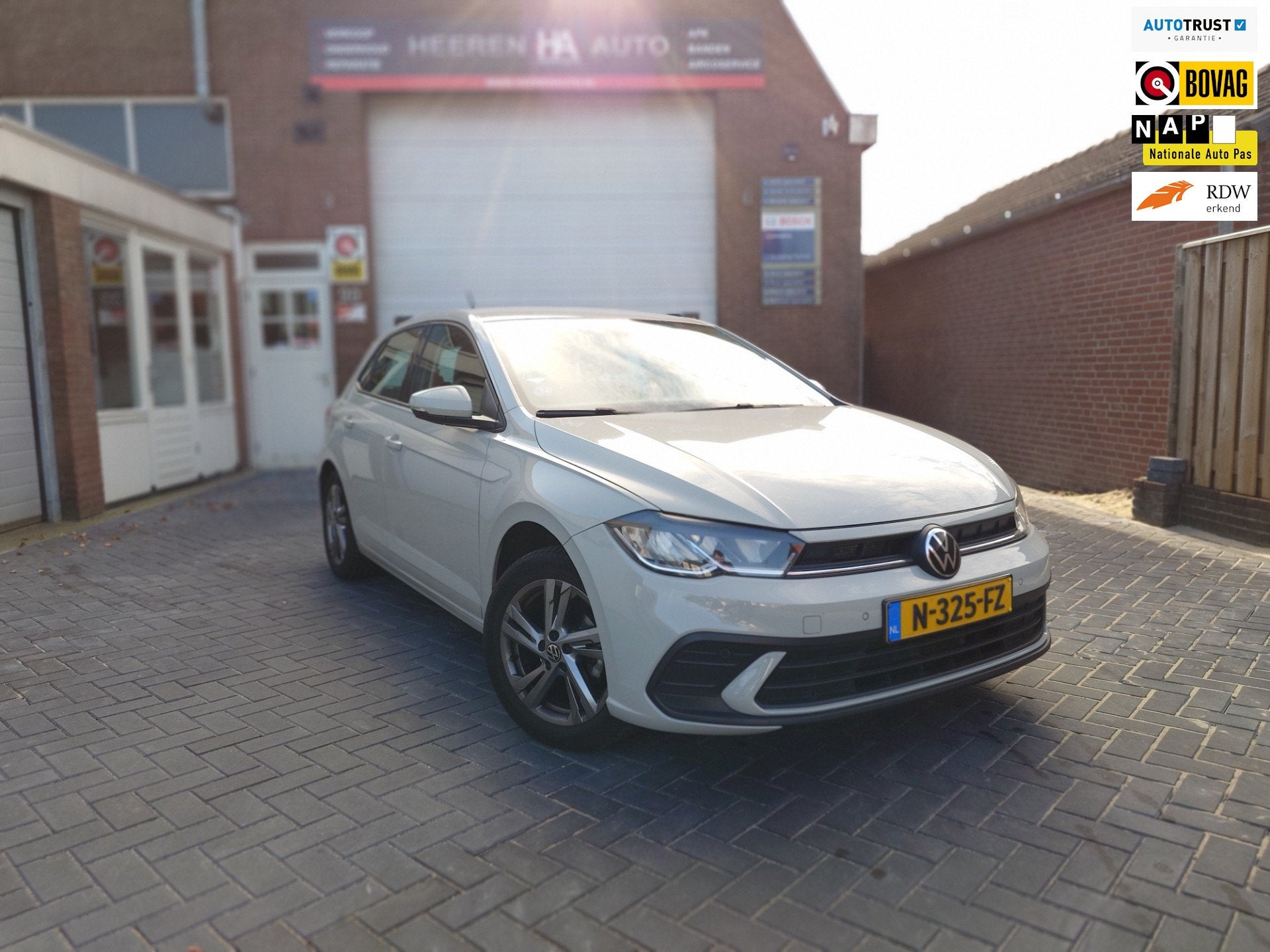 Volkswagen Polo 1.0 TSI Life, Facelift, Stoelverwarming, Cam, Auto's, Dealer onderhouden, Stof, Gebruikt, 95 pk