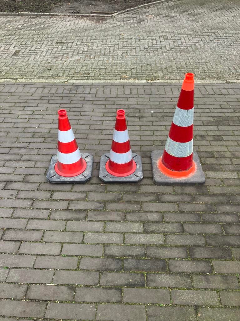 Pilon, Pilonnen, zgan, Doe-het-zelf en Verbouw, Ophalen of Verzenden, Zo goed als nieuw