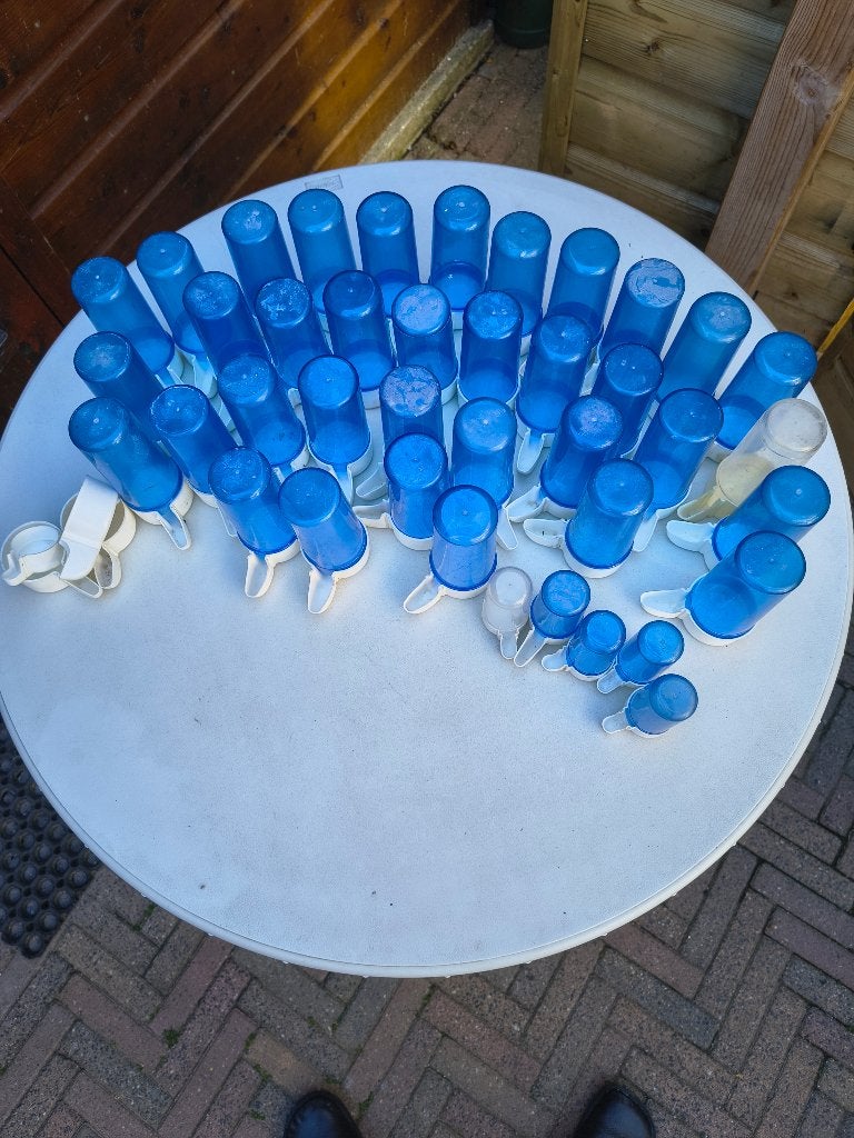 Heel veel spullen voor de kanarie kweek, Ophalen, Gebruikt, Overige materialen, Broedkooi of Kweekkooi