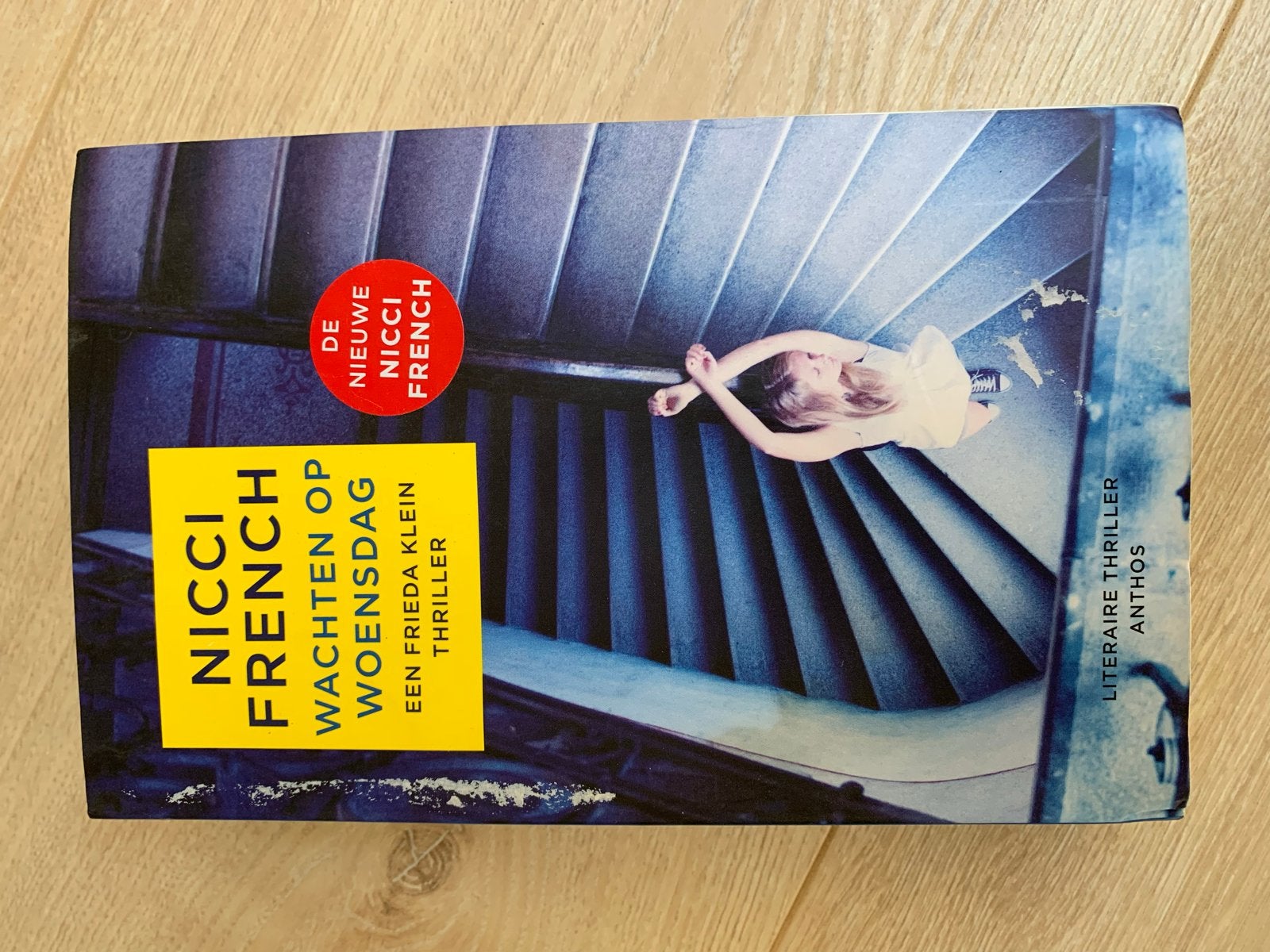 Nicci French - Wachten op Woensdag (Frieda Klein Thriller), Boeken, Ophalen of Verzenden, Gelezen, Europa overig