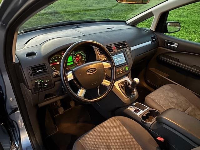 Ford Focus C-Max 1.8-16V Futura ECC LMV 16" Apple Carplay Cr, Voorwielaandrijving, Gebruikt, Zwart, 4 cilinders