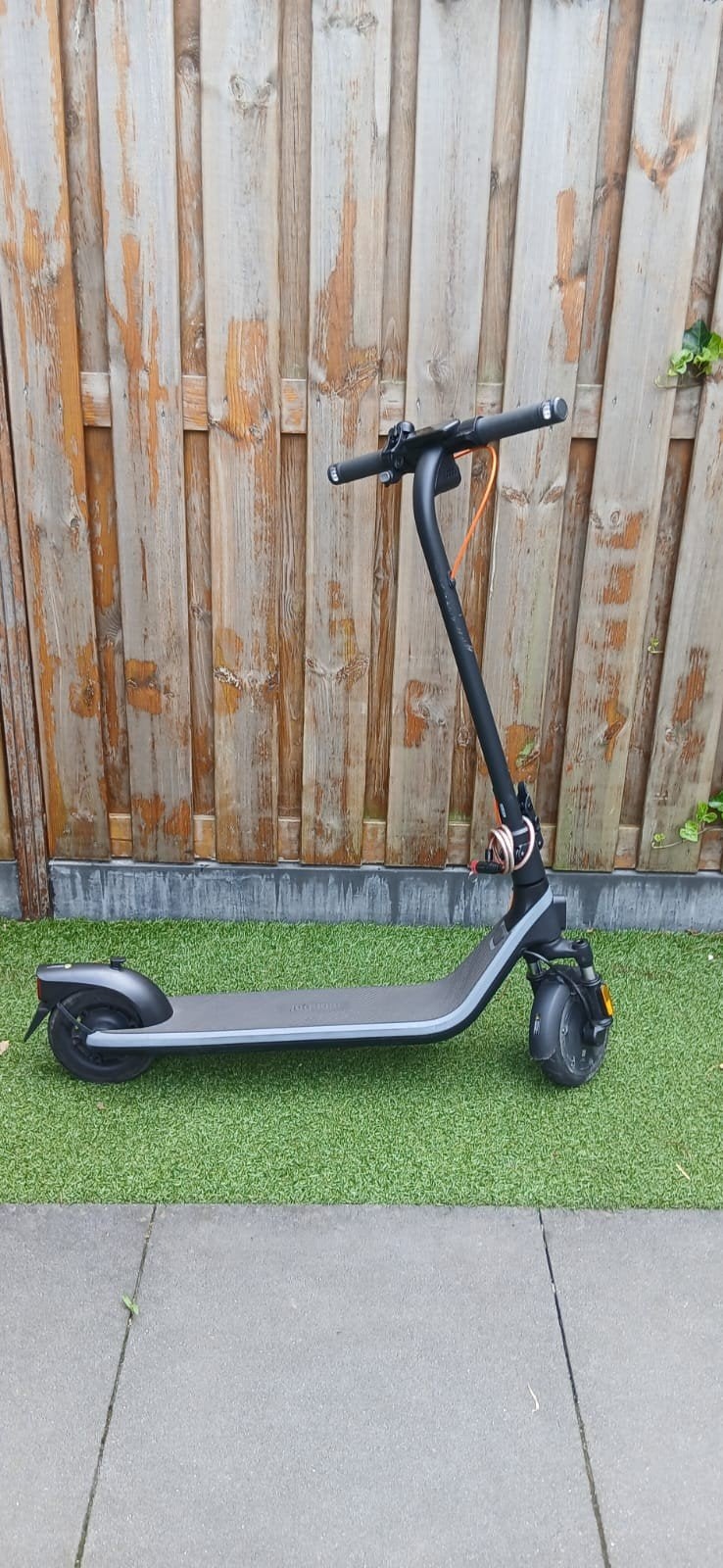 Elektrische step ninebot, Ophalen, Zo goed als nieuw, Elektrische step (E-scooter), Segway Ninebot
