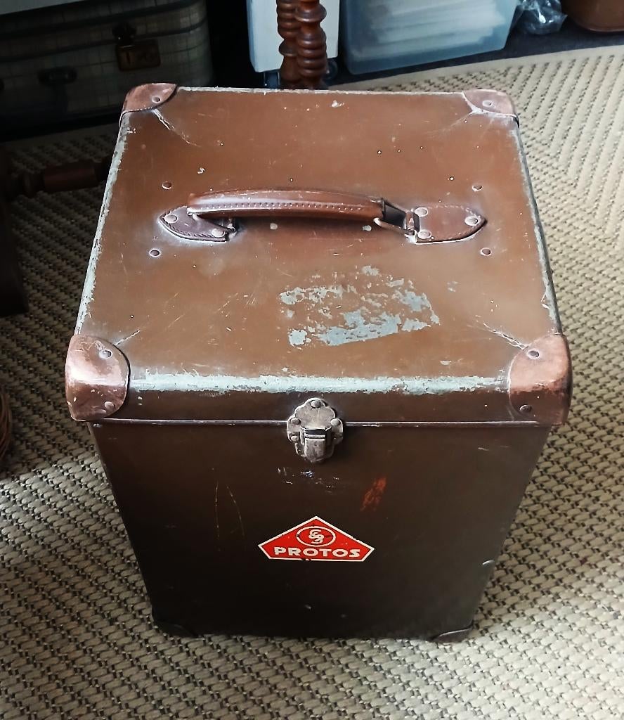 Retro Protos (LP) koffer '30-'40 voorheen koffer stofzuiger, Ophalen of Verzenden