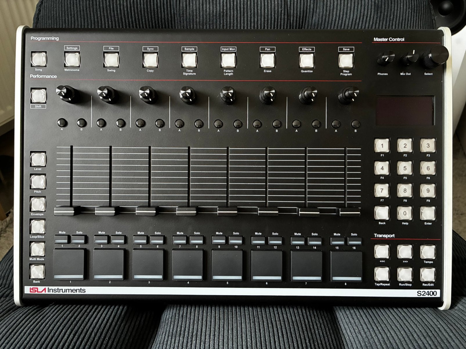 Isla S2400 sampler zwart, Ophalen, Zo goed als nieuw