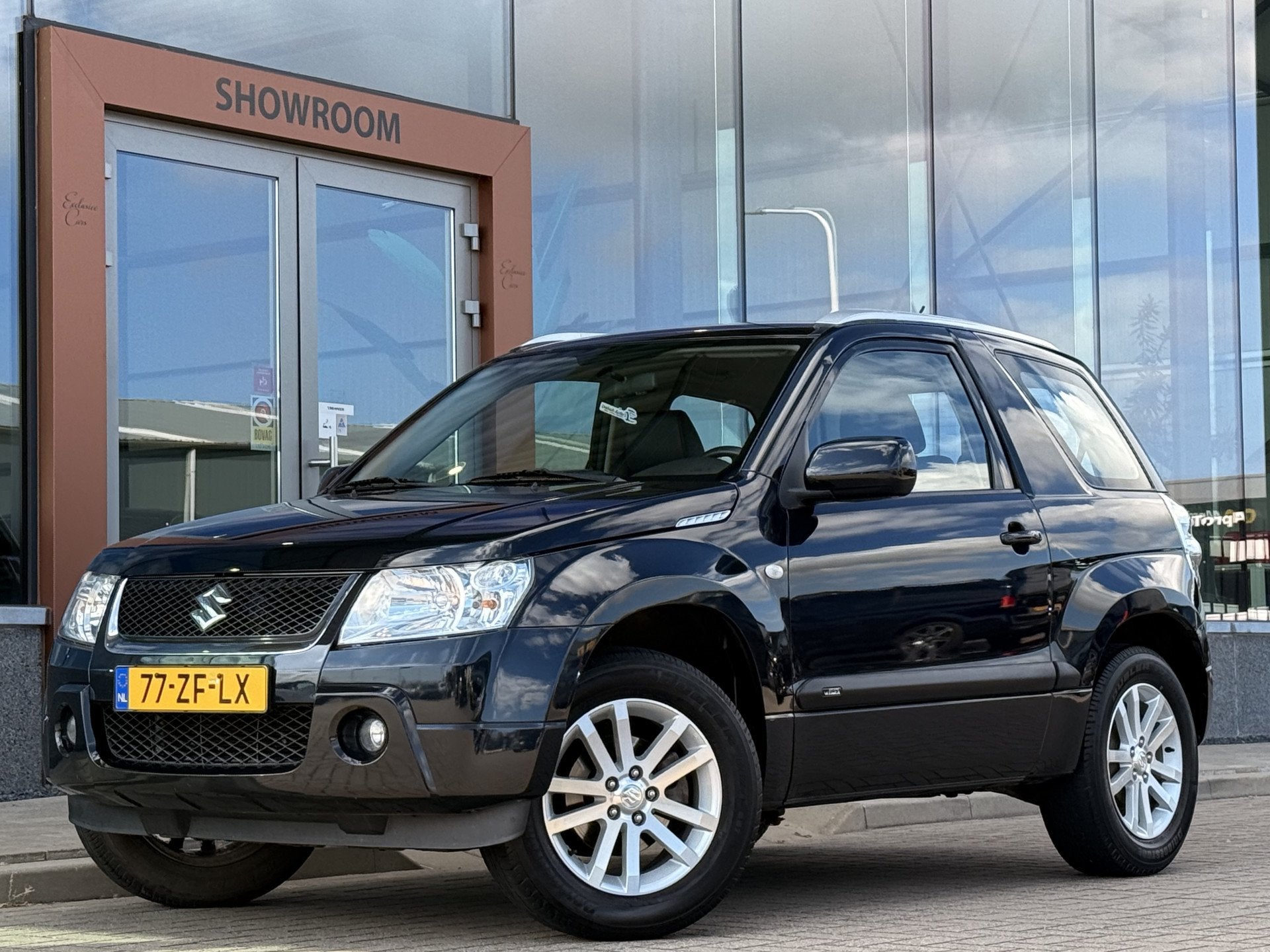 Suzuki Grand Vitara 1.6-16V High Executive | Airco | Leder |, Auto's, Suzuki, 1345 kg, Gebruikt, Zwart, 4 cilinders