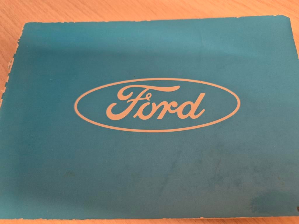 Boek Ford jaren 80 Mustang T Ford Thunderbird Zephyr Galaxy, Ophalen of Verzenden, Zo goed als nieuw, Ford
