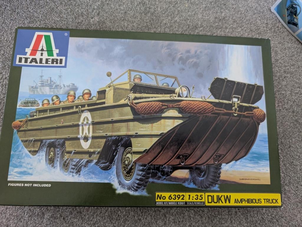 1/35 DUKW amfibievoertuig WO2 van Italeri, Italeri, 1:32 tot 1:50, Ophalen of Verzenden, Zo goed als nieuw