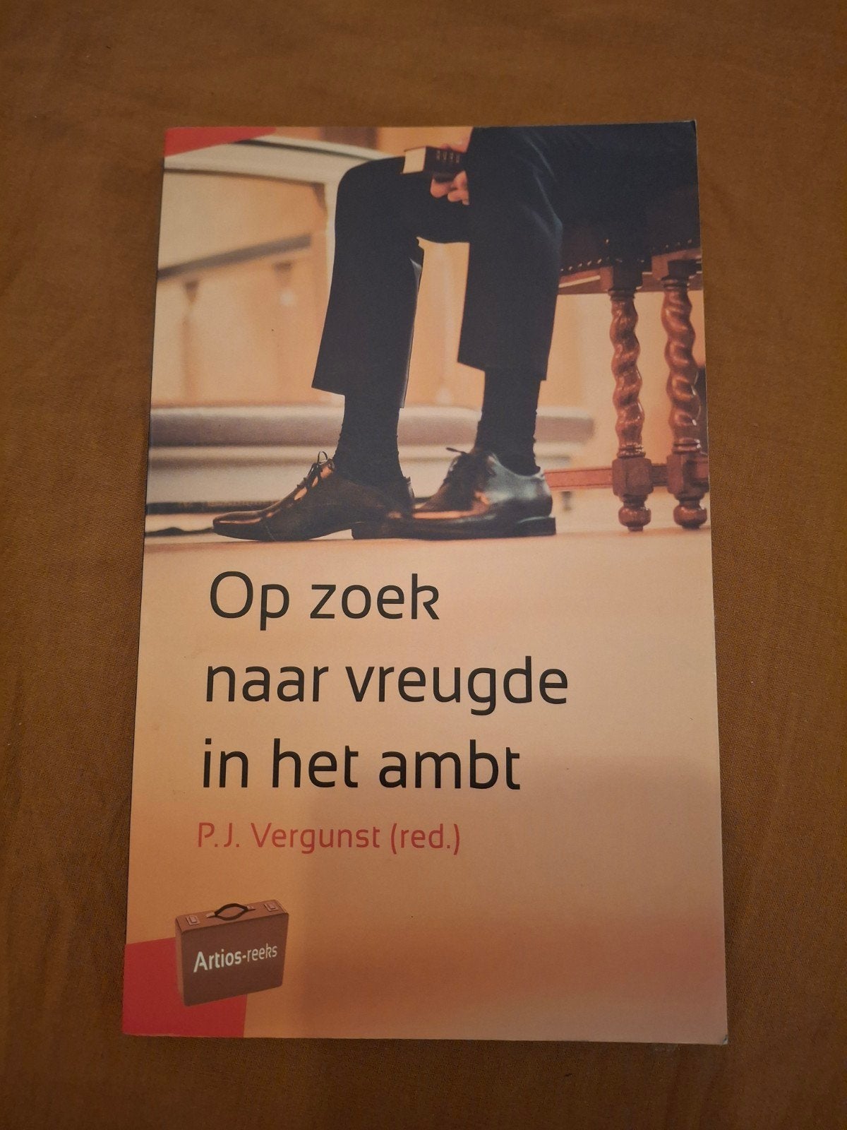 Op zoek naar vreugde in het ambt - P.J. Vergunst (red.), Ophalen of Verzenden, Nieuw, P.J. Vergunst (red.), Christendom | Protestants