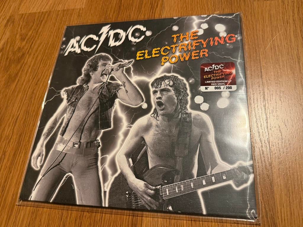 AC/DC LP Electrifying Power LIVE ‘78 RED VINYL EXCLUSIVE, Cd's en Dvd's, Vinyl | Hardrock en Metal, Ophalen of Verzenden, Nieuw in verpakking