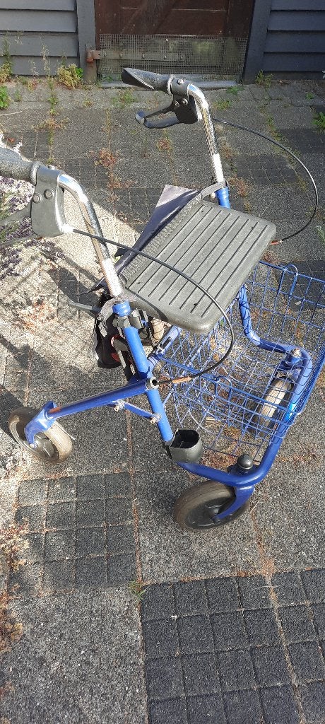 Blauwe rollator met tasje met rits, Diversen, Ophalen, Lichtgewicht, Gebruikt