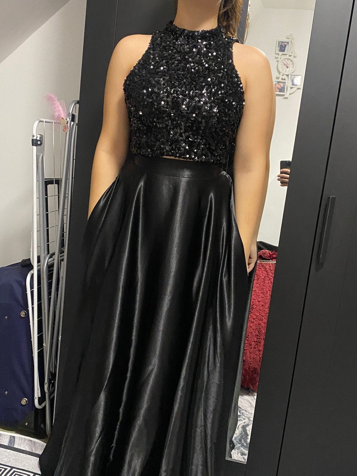 Elegante Zwarte Jurk met Pailletten Top, Zwart, Ophalen of Verzenden, Zo goed als nieuw, Maat 36 (S)