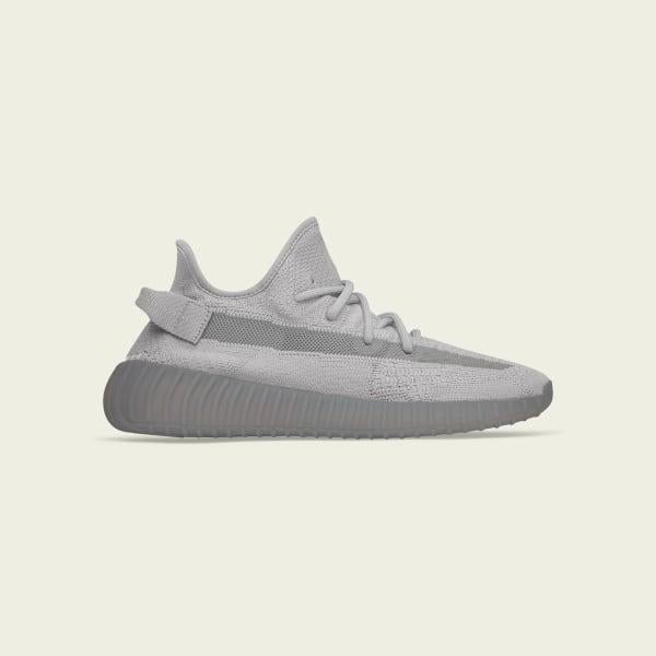 YEEZY BOOST 350 V2 42 2/3, Overige kleuren, Nieuw, Ophalen of Verzenden, Sneakers of Gympen