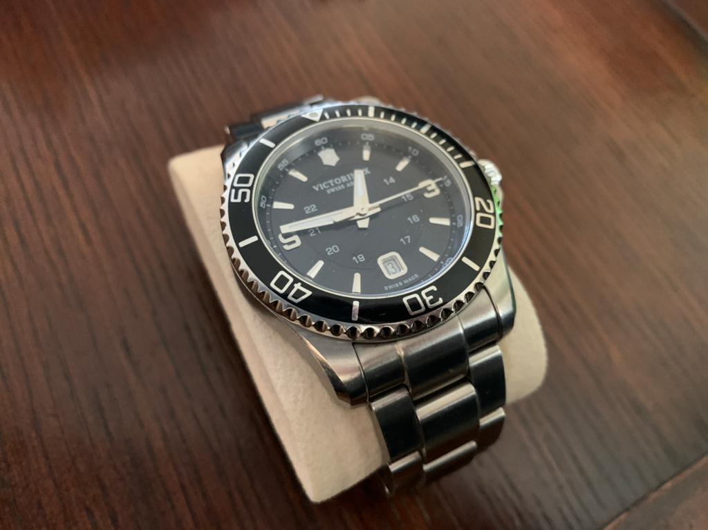 Victorinox Maverick duikhorloge stalen band., Sieraden, Tassen en Uiterlijk, Horloges | Heren, Ophalen of Verzenden, Gebruikt