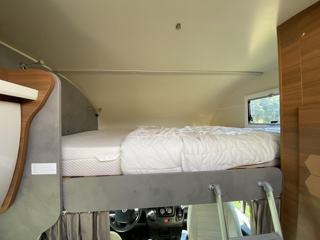 Foto 15 van Elnagh Baron 26 Alkoof 2020 | Dakairco | Level | Off Grid