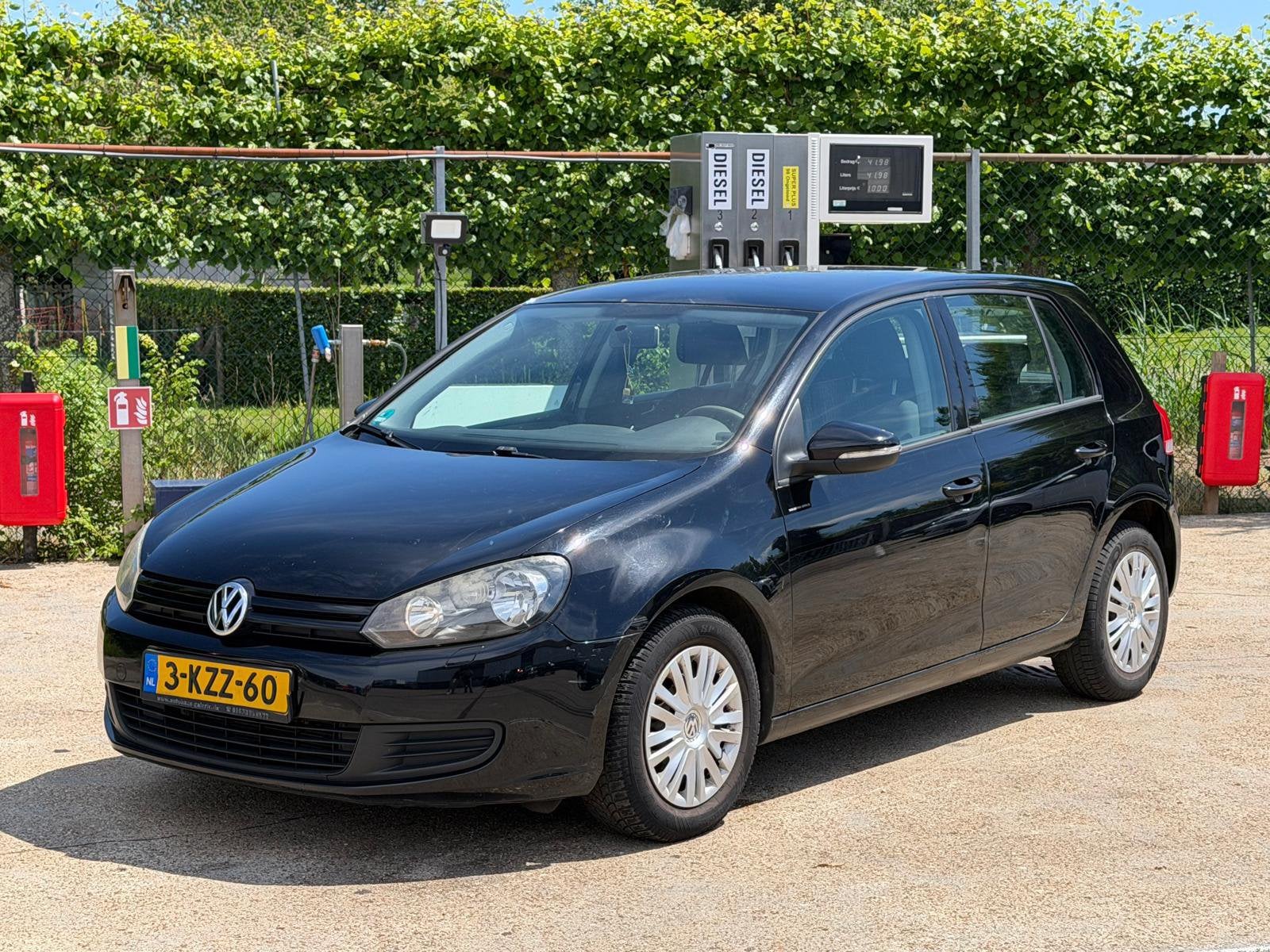 Volkswagen Golf 1.6 TDI - AIRCO - APK - LESAUTO, Voorwielaandrijving, 4 cilinders, Traction-control, Zwart