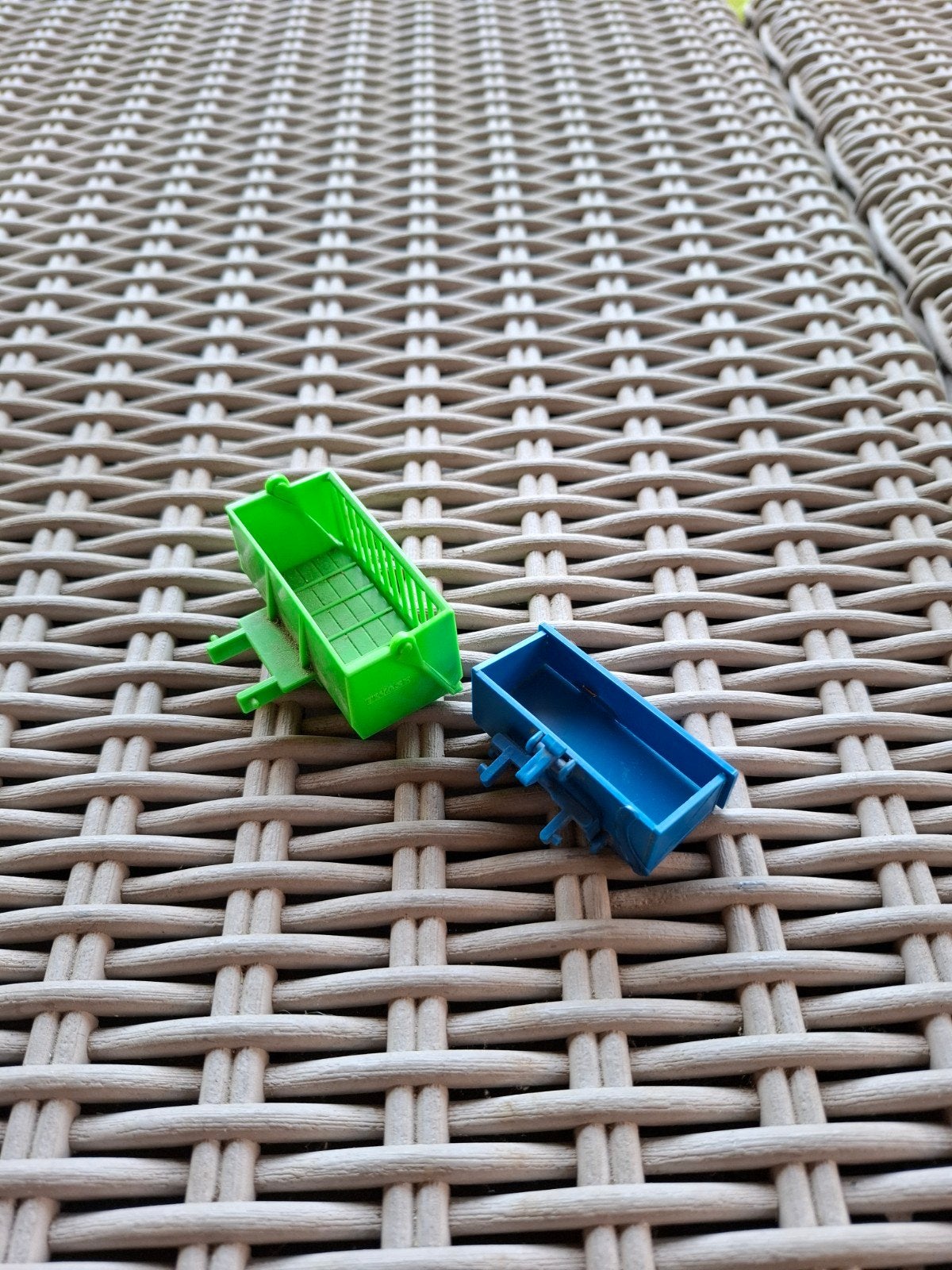 te koop britains transport bakjes, Hobby en Vrije tijd, Ophalen of Verzenden, Zo goed als nieuw, Tractor of Landbouw, Britains
