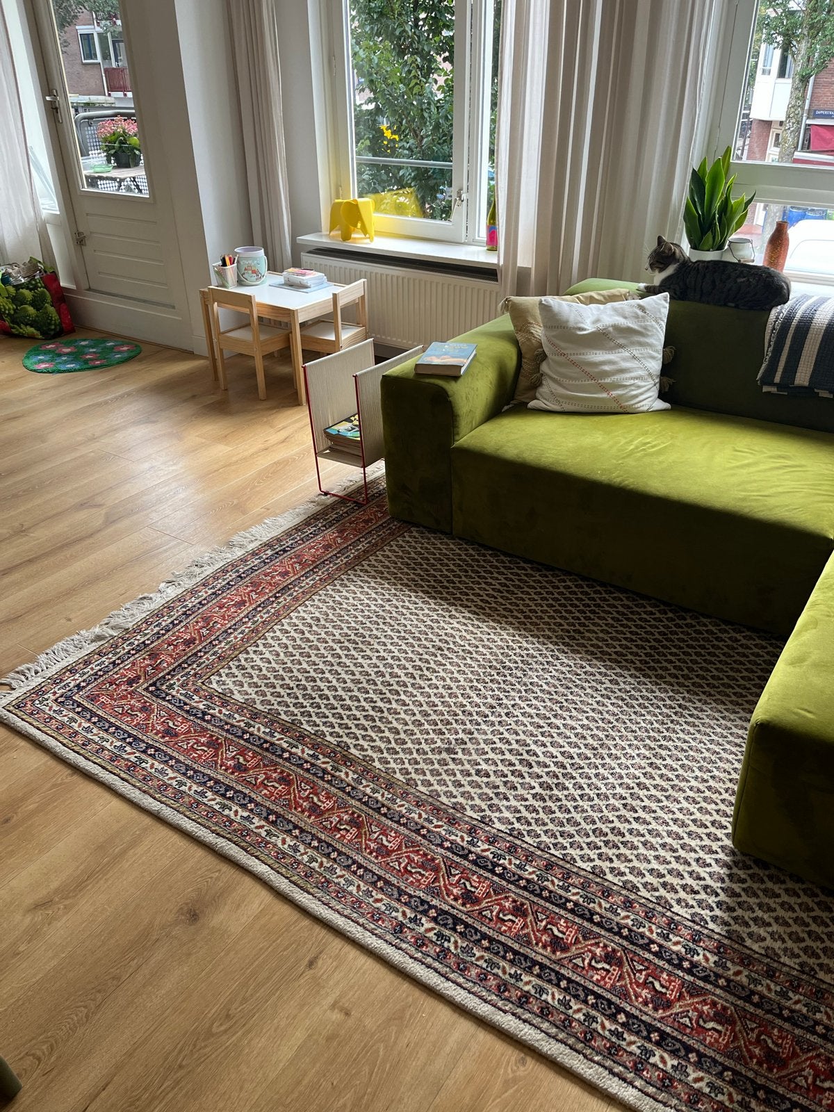 Perzisch tapijt met traditioneel patroon 292x195cm, Ophalen, 100 tot 150 cm, Zo goed als nieuw, Crème