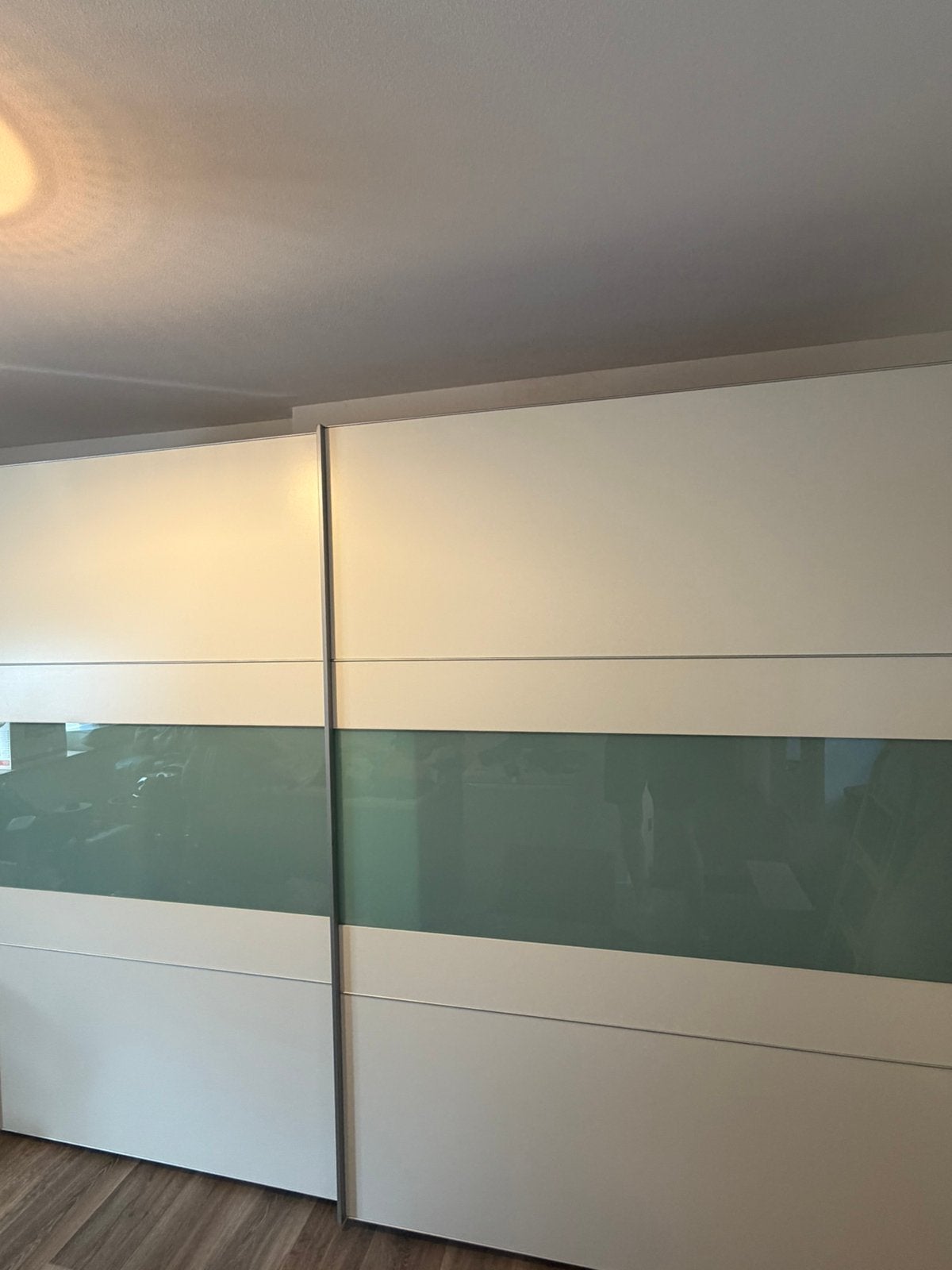 GRATIS Kledingkast 300x215 cm, Ophalen, 120 cm of meer, Binnendeur, Zo goed als nieuw