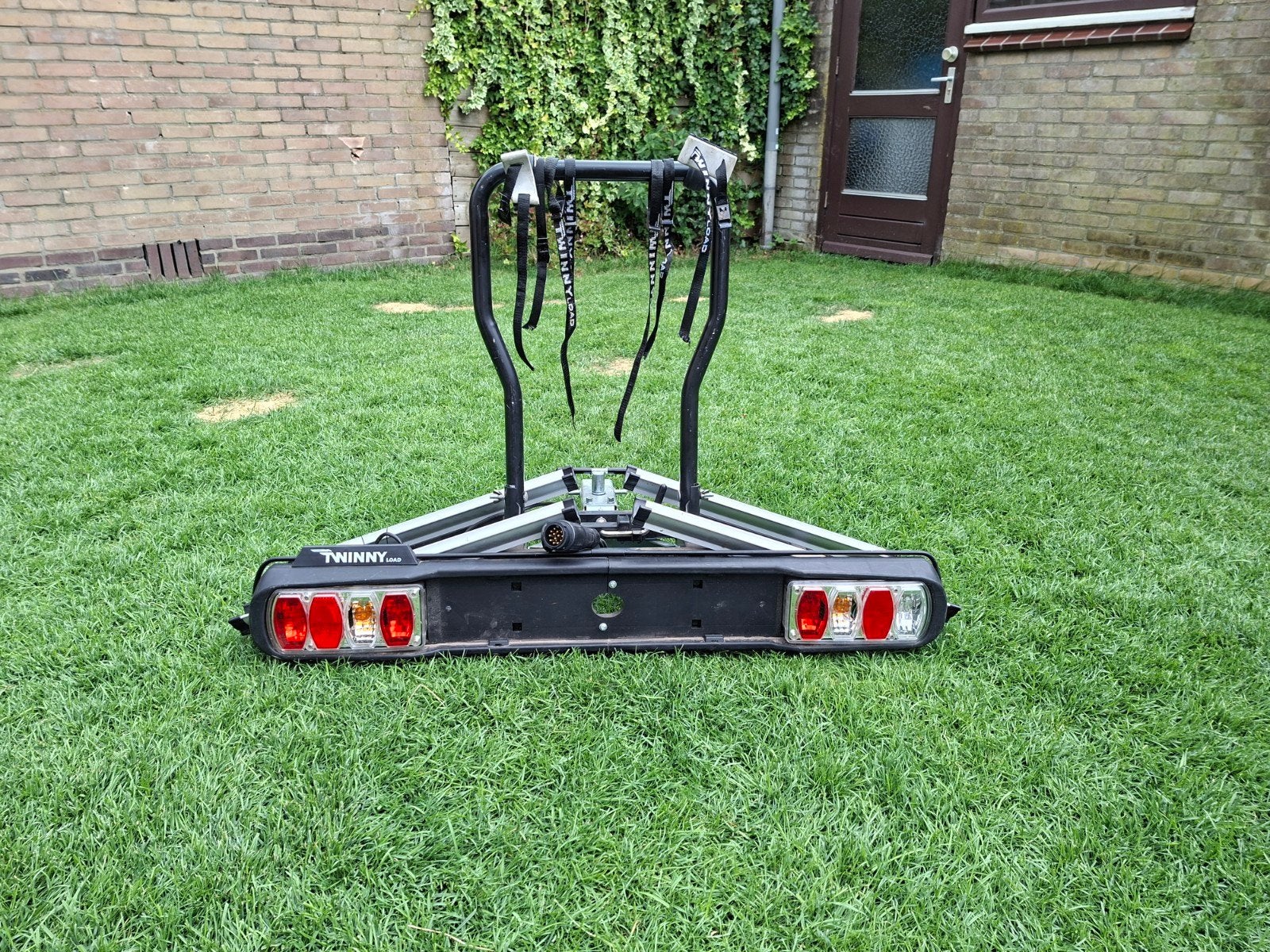 Twinny load e-carrier fietsendrager, Auto diversen, Fietsendragers, Ophalen, 2 fietsen, Gebruikt, Trekhaakdrager