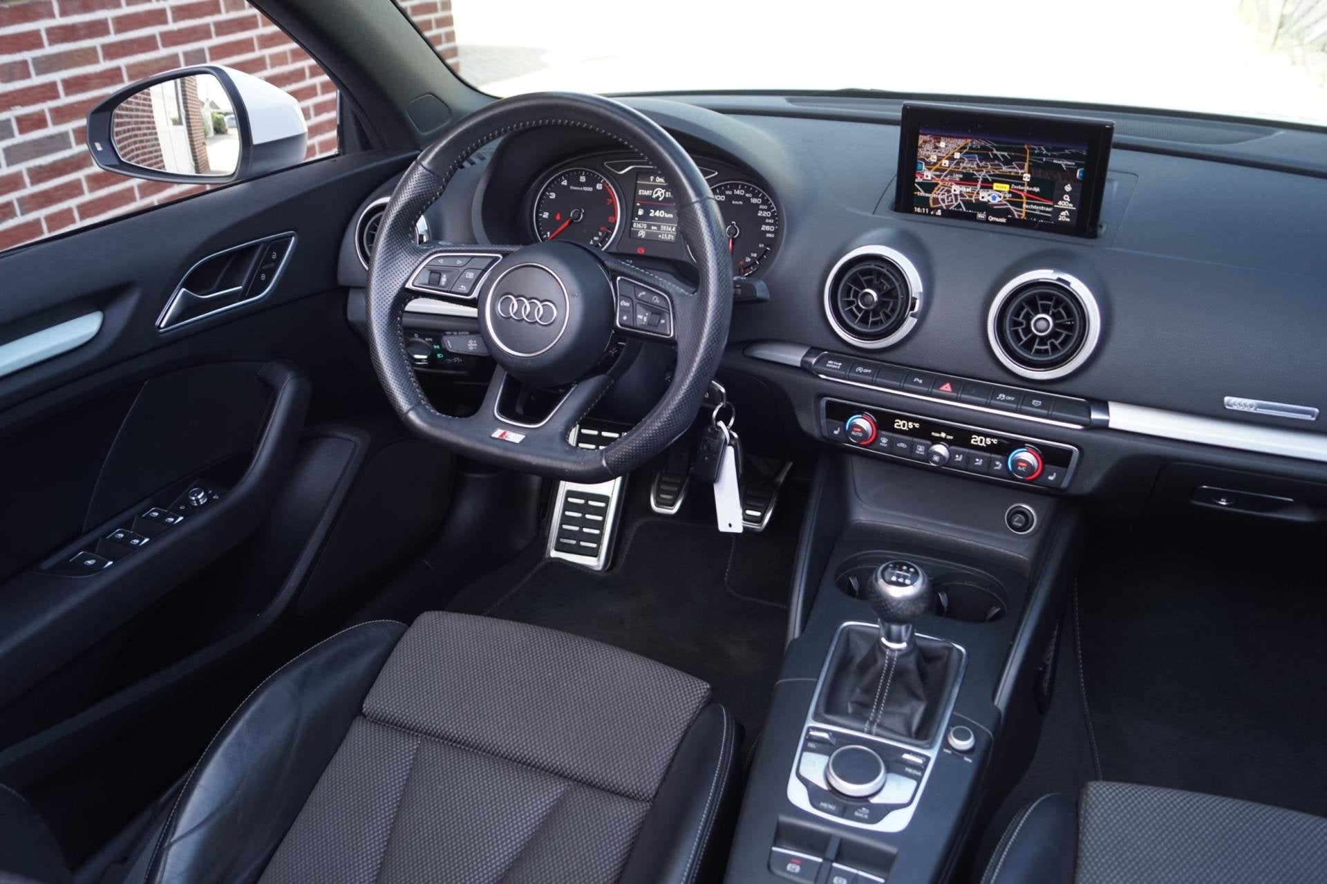 Audi A3 Cabriolet 1.4 TFSI Sport S Line Edition Half Leder S, Auto's, Voorwielaandrijving, Gebruikt, 4 cilinders, Cabriolet