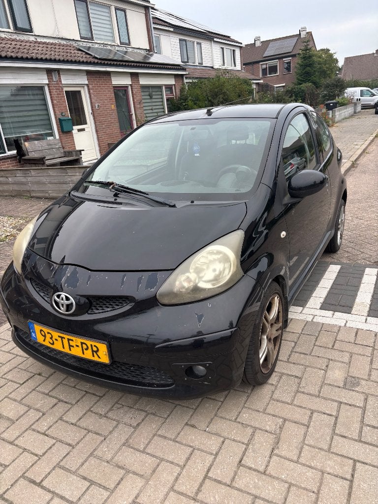 Toyota Aygo 1.0 12V Vvt-i 3DRS MMT 2006 Zwart, Voorwielaandrijving, 4 stoelen, Origineel Nederlands, Handgeschakeld