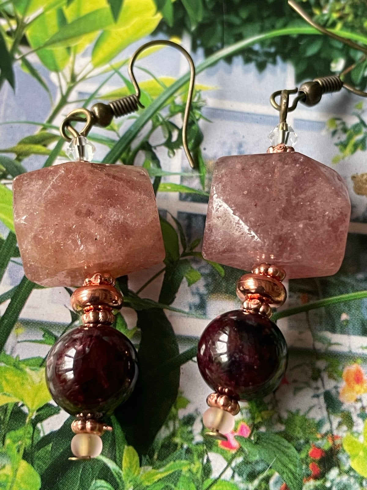 Handgemaakte oorbellen met edelstenen, Sieraden, Tassen en Uiterlijk, Overige materialen, Hangers, Nieuw, Ophalen of Verzenden