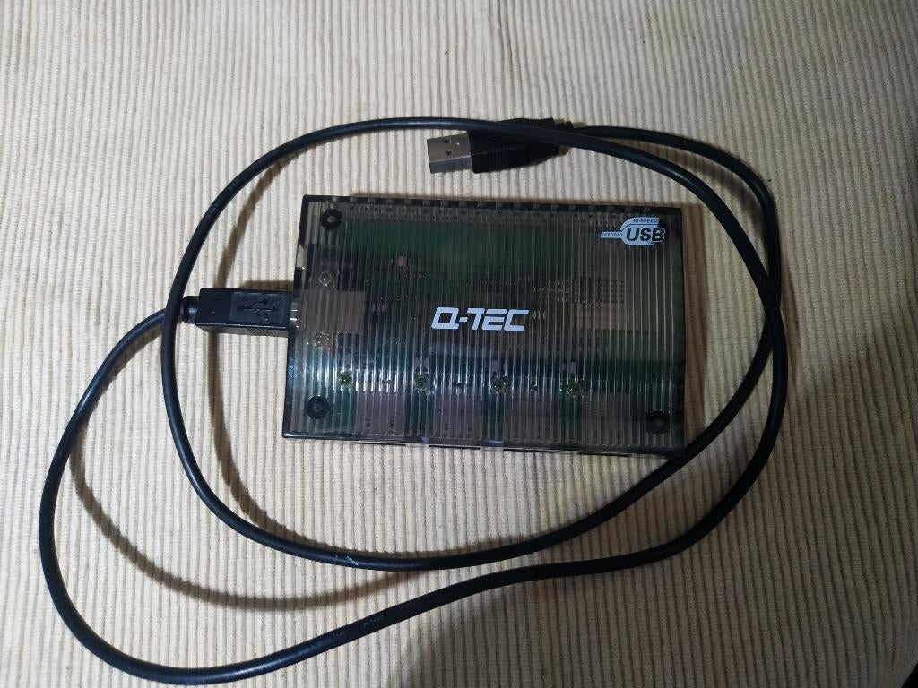 Q-Tec hub 4 port USB2.0, Q-Tec, Ophalen of Verzenden, USB-hub, Gebruikt