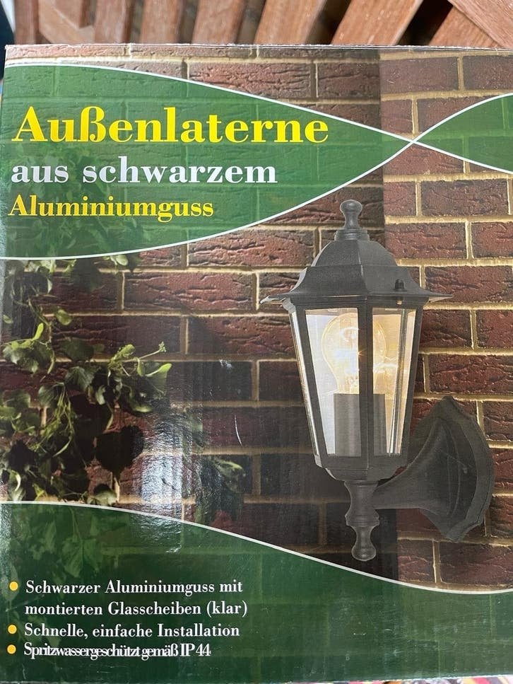 2x Zwarte Buitenlantaarn van Aluminiumgietwerk, Tuin en Terras, Minder dan 50 watt, Wandlamp, Ophalen of Verzenden, Netvoeding