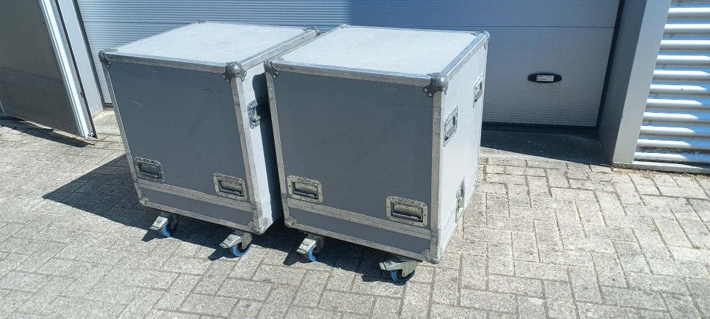 2 stuks nette, grote stolp flightcases voor transport subs, Muziek en Instrumenten, Behuizingen en Koffers, Gebruikt, Overige instrumenten