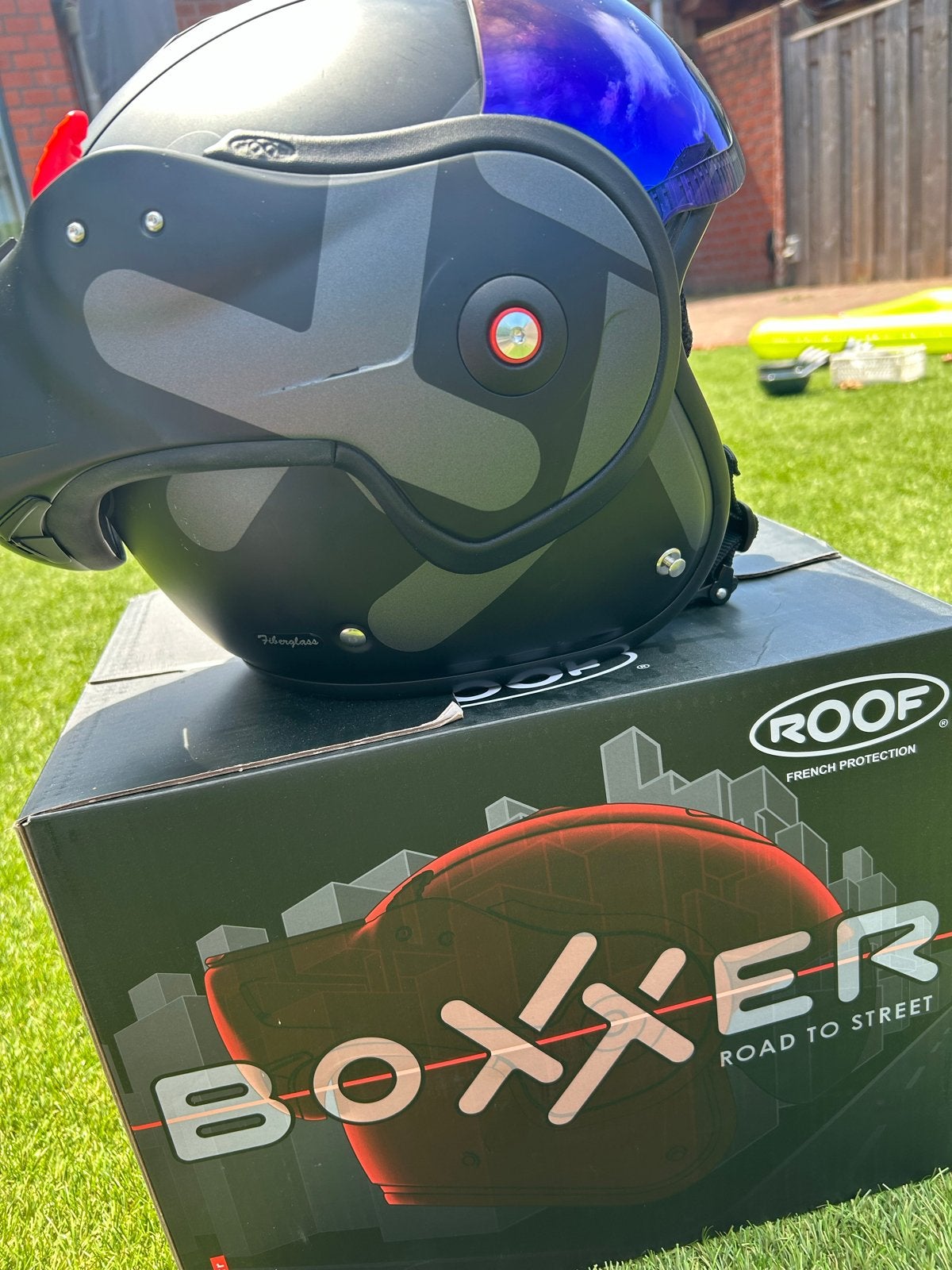 Boxxer helm 56 (S) met gebruikerssporen, Motoren, Kleding | Motorhelmen, Overige merken, Systeemhelm, Ophalen of Verzenden, S