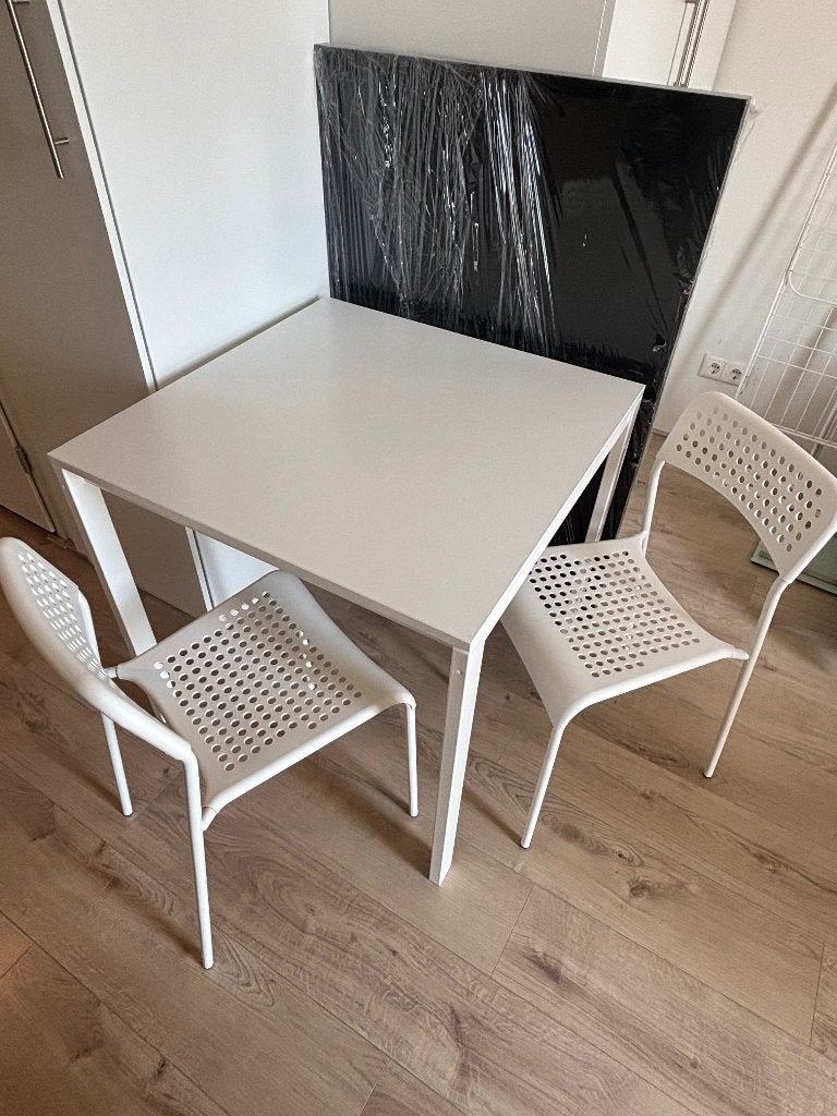 Ikea Table MELLTORP white, Ophalen, Gebruikt, 50 tot 100 cm, Tot twee personen