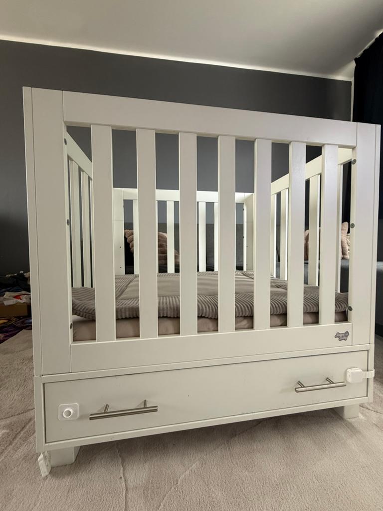 Happy Baby box wit met lade, matras en boxkleed, Kinderen en Baby's, Boxen, Ophalen, Gebruikt, Rechthoekig, In hoogte verstelbaar