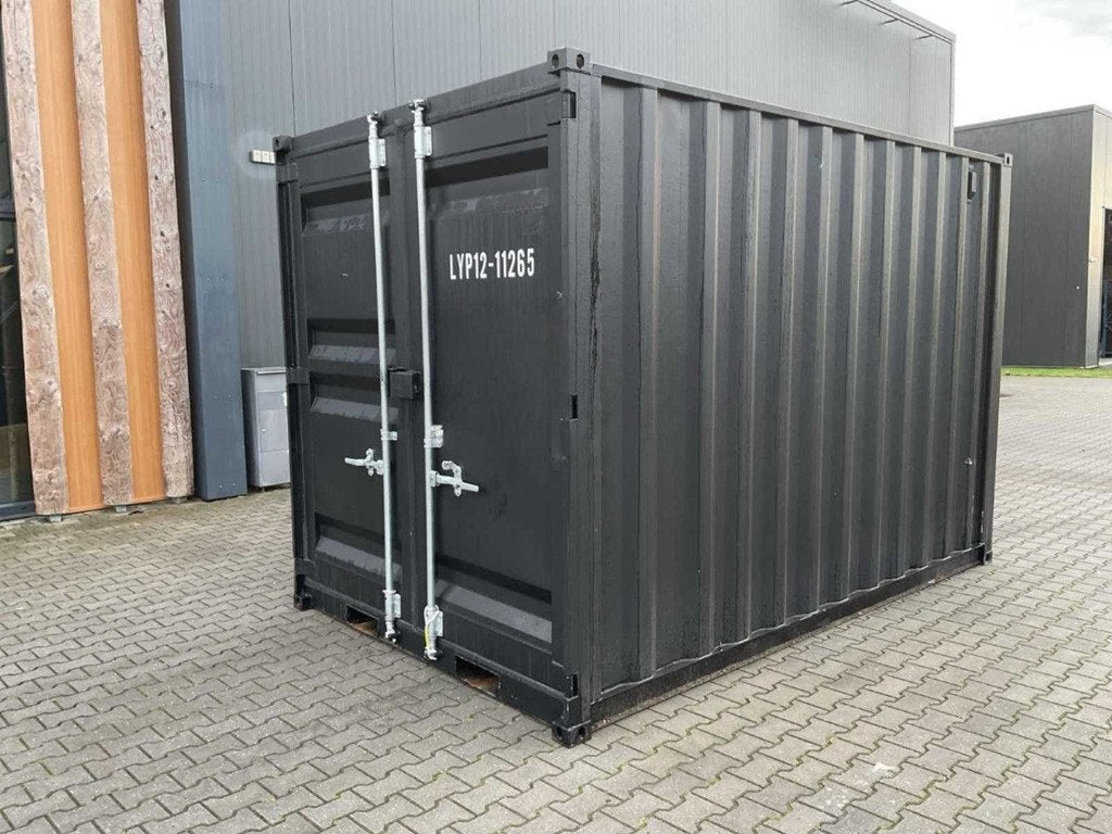Rhino-Cross-Containers 12ft Zeecontainer