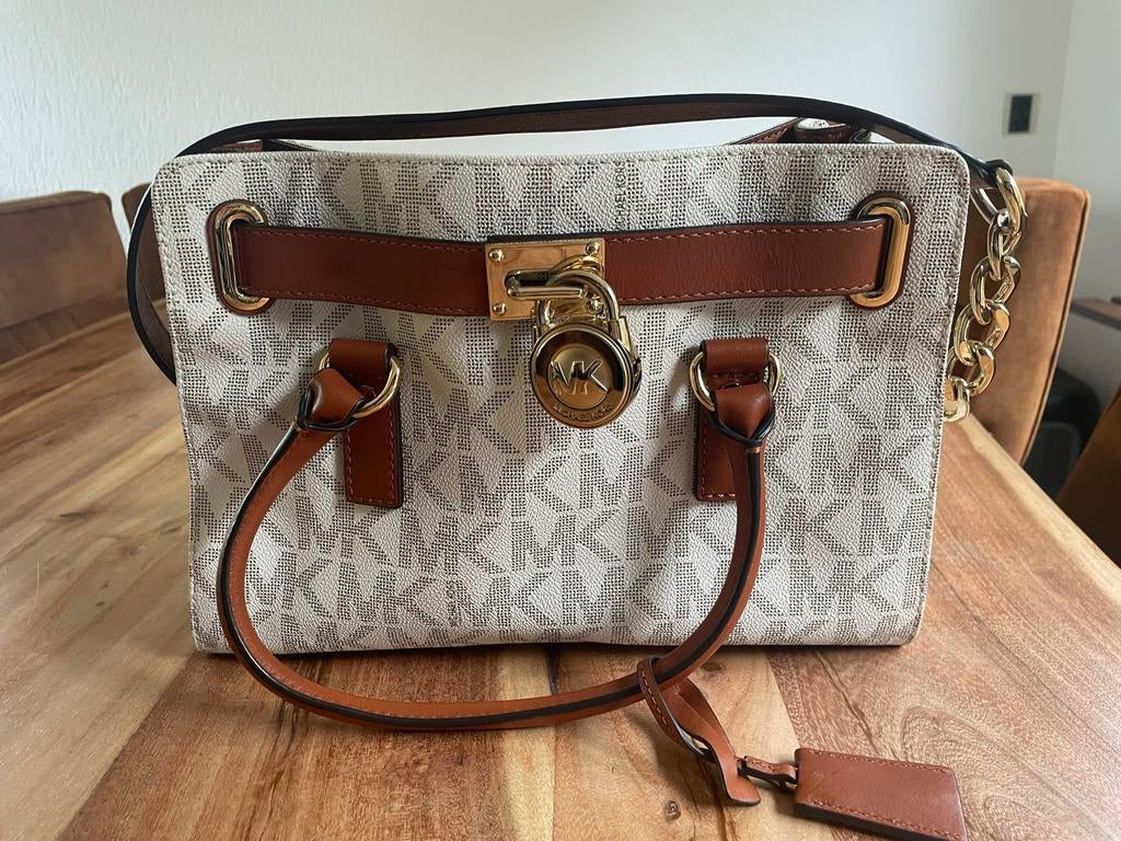 Michael Kors Hamilton tas - Zo goed als nieuw, Ophalen of Verzenden, Zo goed als nieuw, Wit, Handtas
