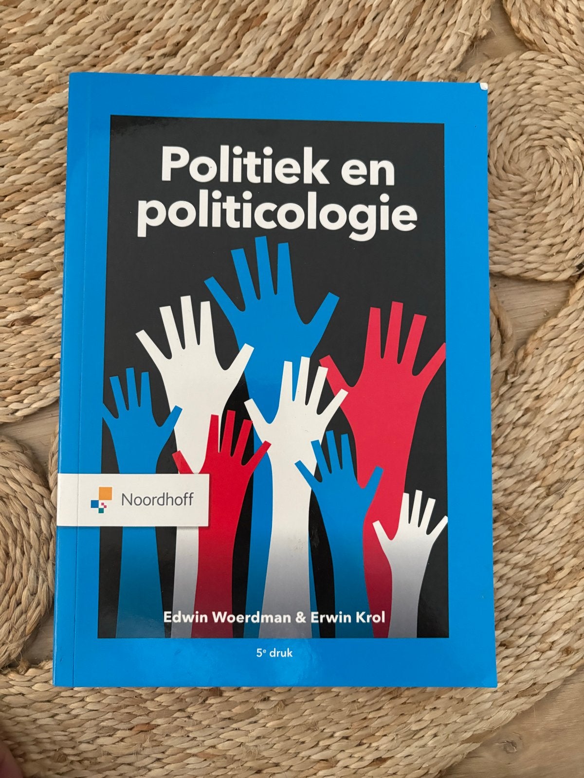 Politiek en politicologie - Edwin Woerdman & Erwin Krol, Ophalen of Verzenden, Zo goed als nieuw, Politiek en Staatkunde, Nederland