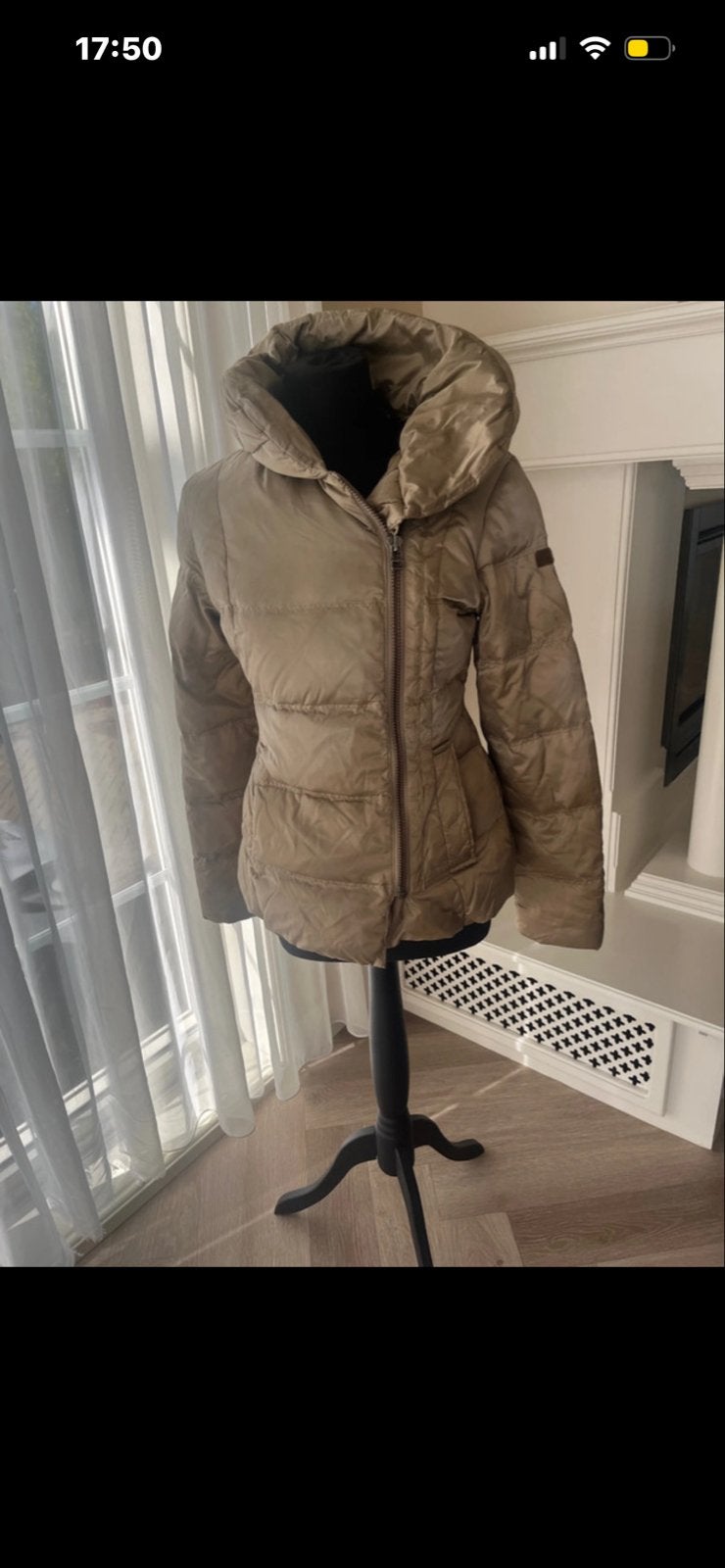 Moscow Dames Winterjas - Beige, Zo goed als nieuw, Kleding | Dames, Ophalen of Verzenden, Nieuw, Maat 36 (S), Beige