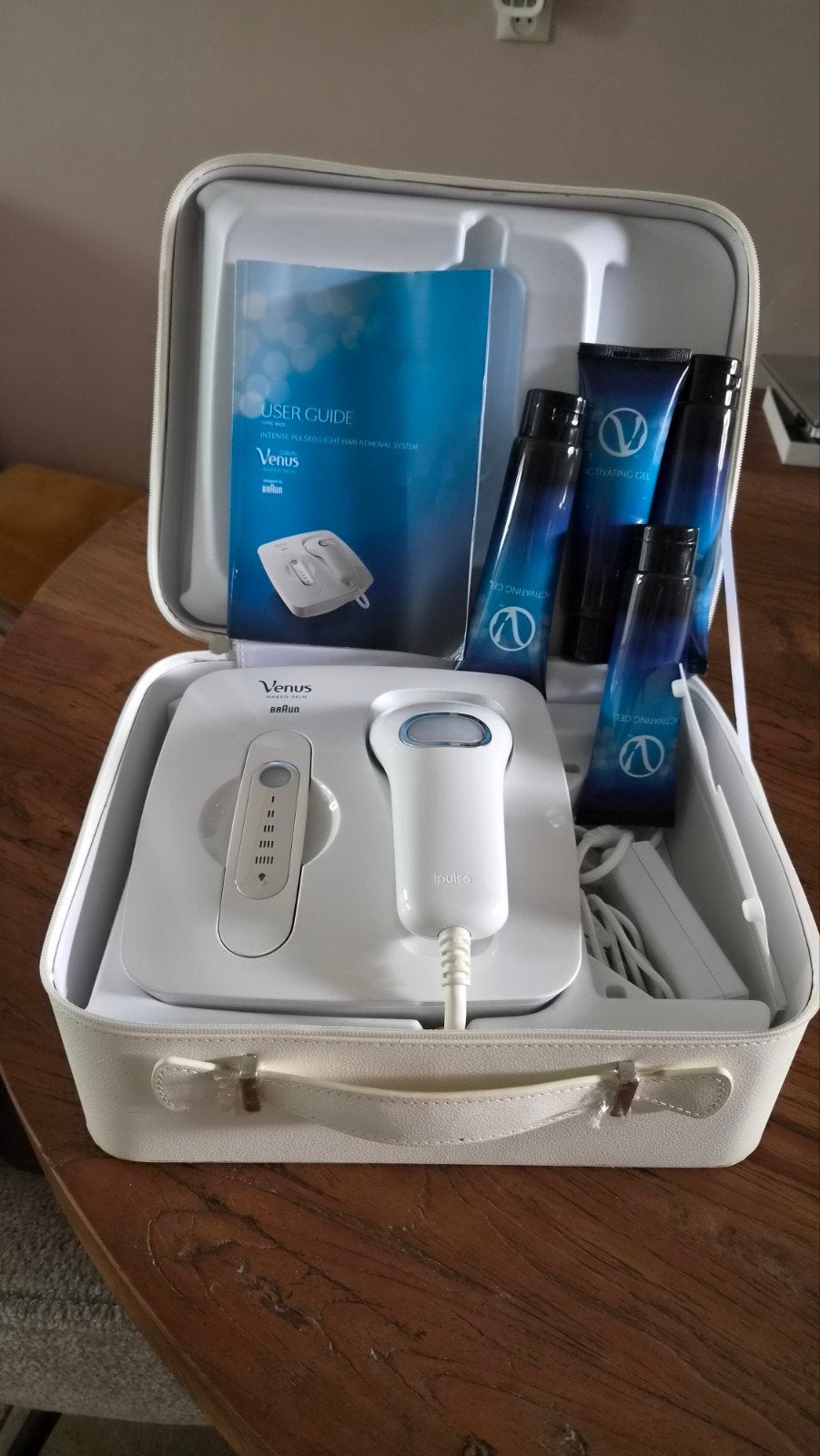 Braun Venus Naked Skin IPL Ontharingsapparaat, Sieraden, Tassen en Uiterlijk, Uiterlijk | Lichaamsverzorging, Ophalen of Verzenden