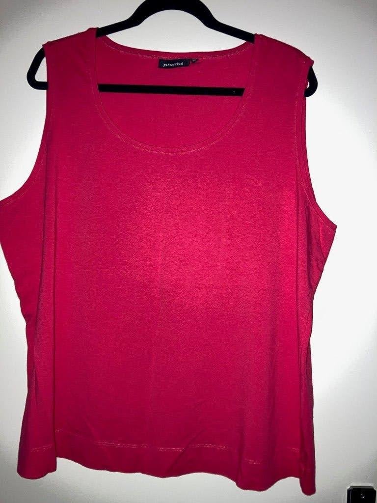 ZGAN Rode top Promiss maat 52, Kleding | Dames, Promiss, Verzenden, Shirt of Top, Zo goed als nieuw