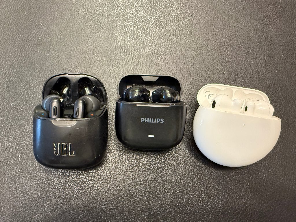 3pcs wireless earbuds - JBL, Philips, Huawei, Gebruikt, Ophalen of Verzenden, JBL, In oorschelp (earbud)