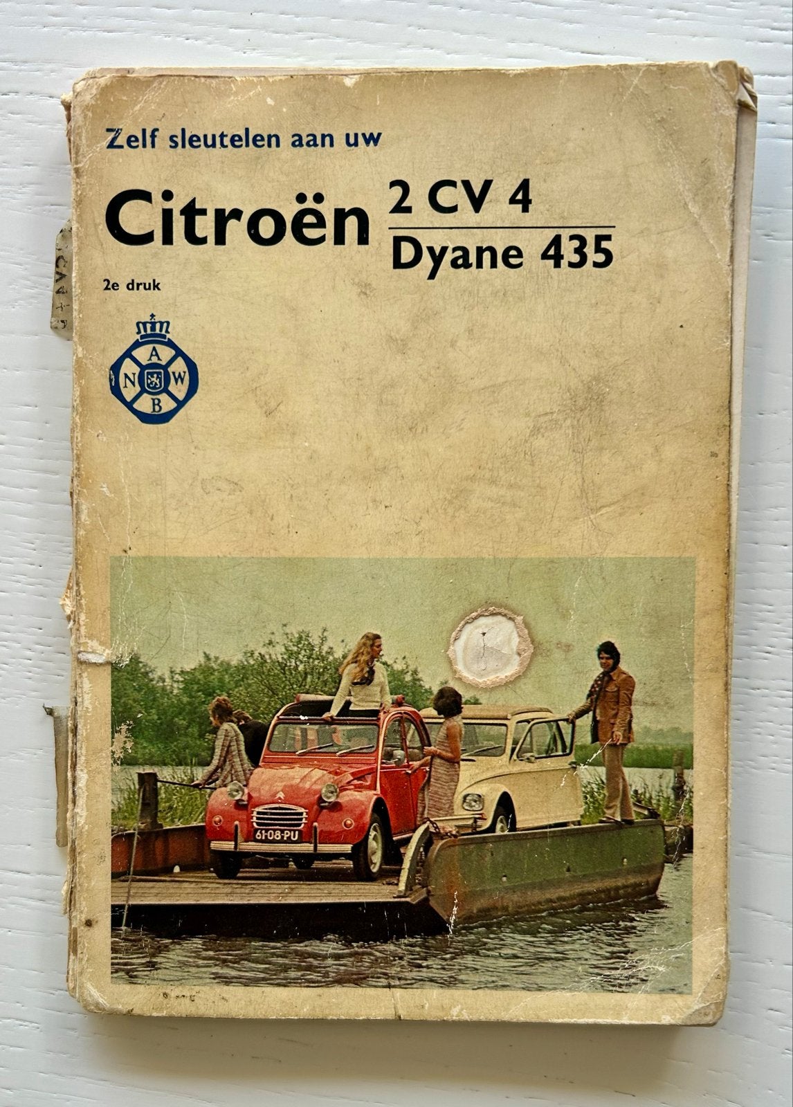 Zelf sleutelen aan uw Citroën 2CV4 Dyane 435, Boeken, Ophalen of Verzenden, Gelezen, Citroën