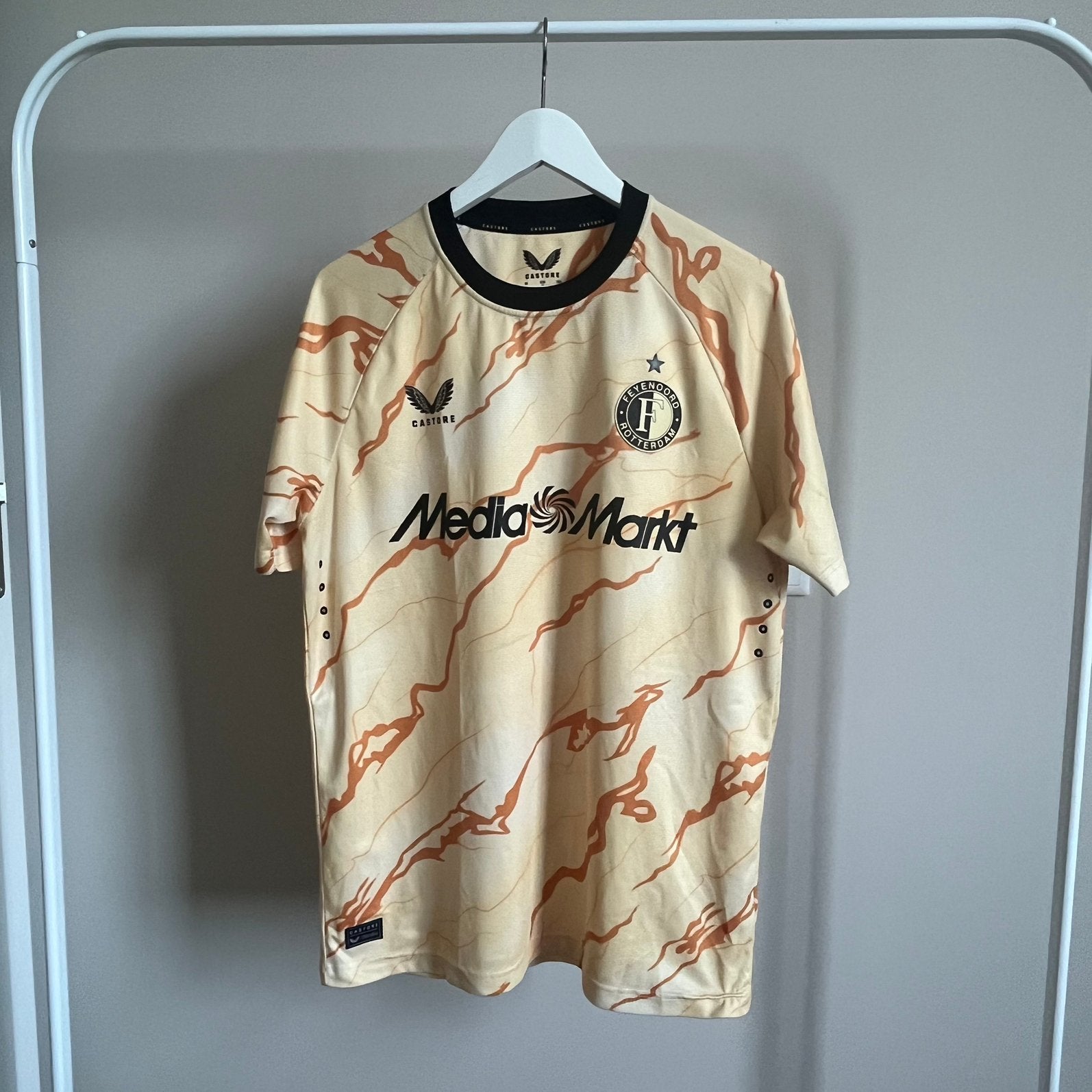 Feyenoord Rotterdam shirt, Verzamelen, Shirt, Verzenden, Zo goed als nieuw, X