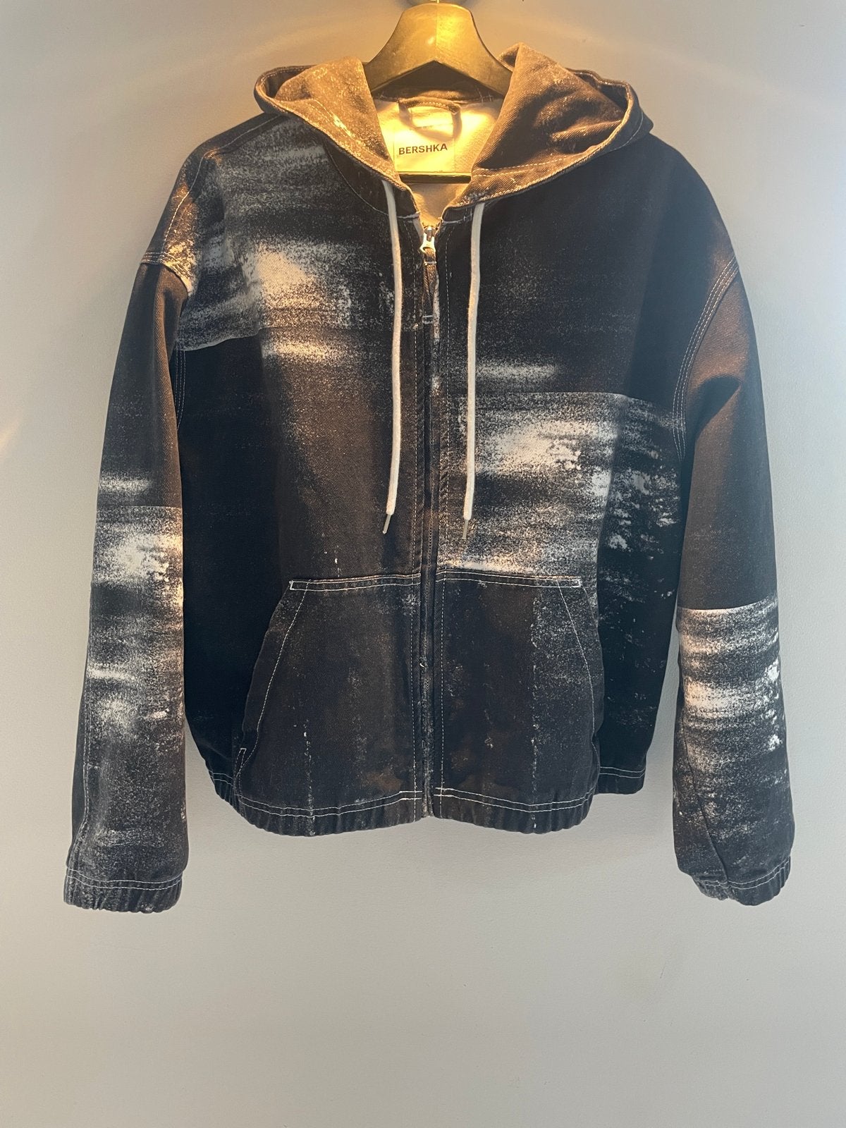 Bershka vest met capuchon maat S, Ophalen of Verzenden, Nieuw, Overige maten, Zwart