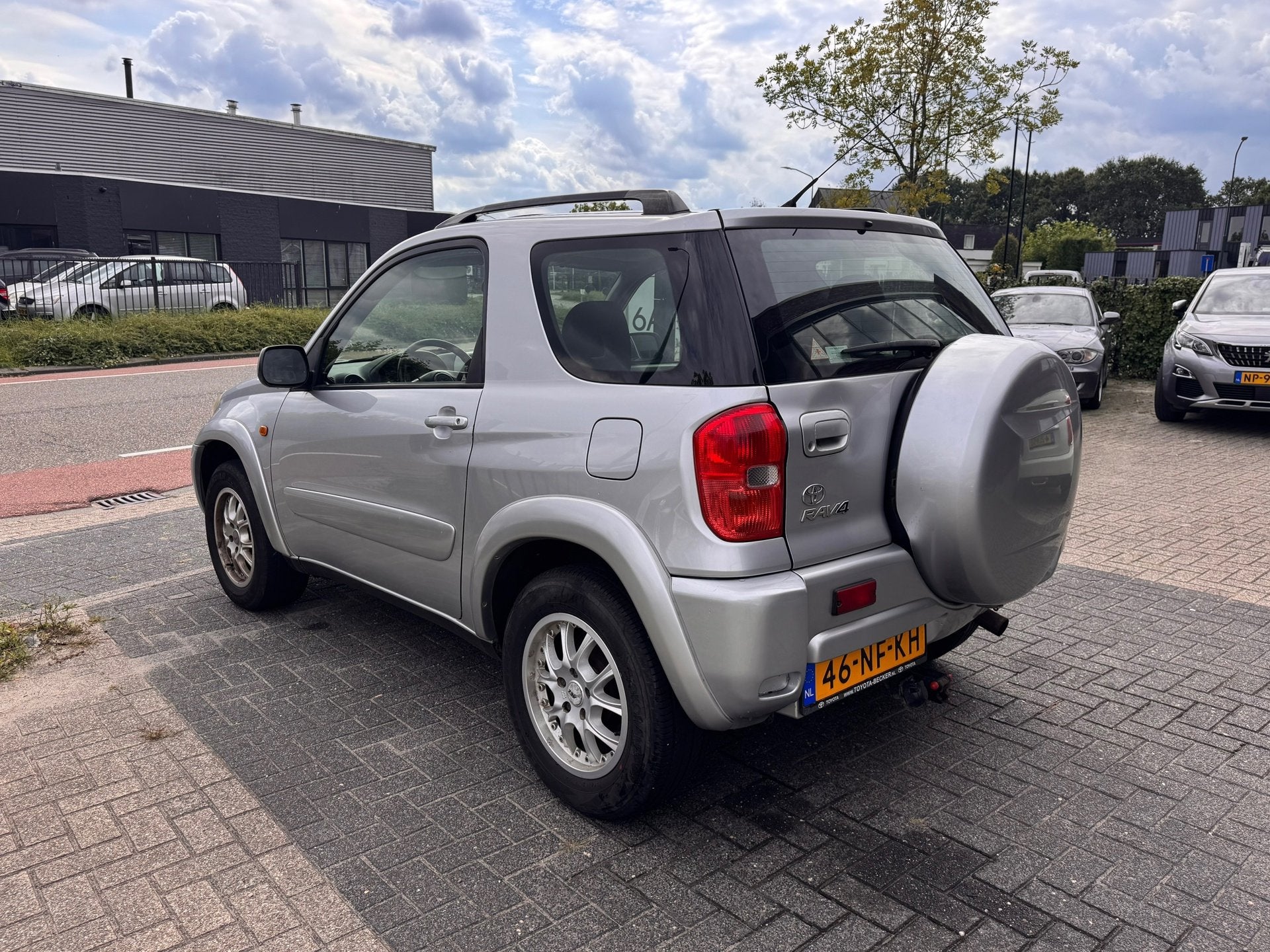 Toyota RAV4 2.0-16V VVT-i Sol, Automaat, 1998 cc, Gebruikt, 4 cilinders